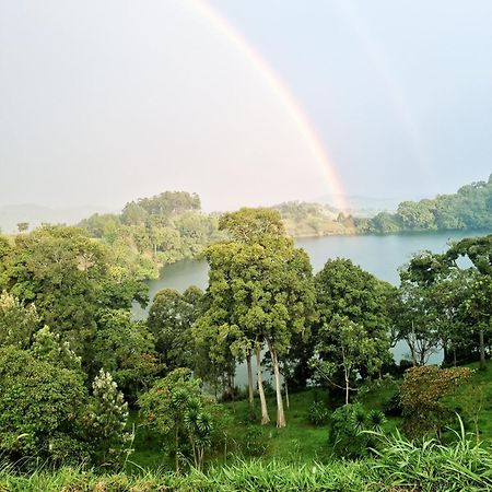 Lake Nyamirima cottages Fort Portal Esterno foto