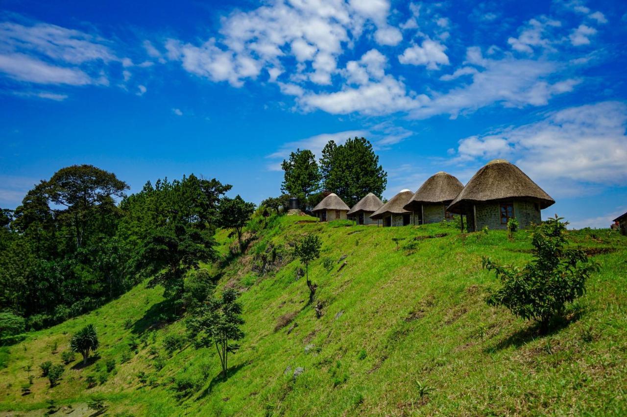 Lake Nyamirima cottages Fort Portal Esterno foto