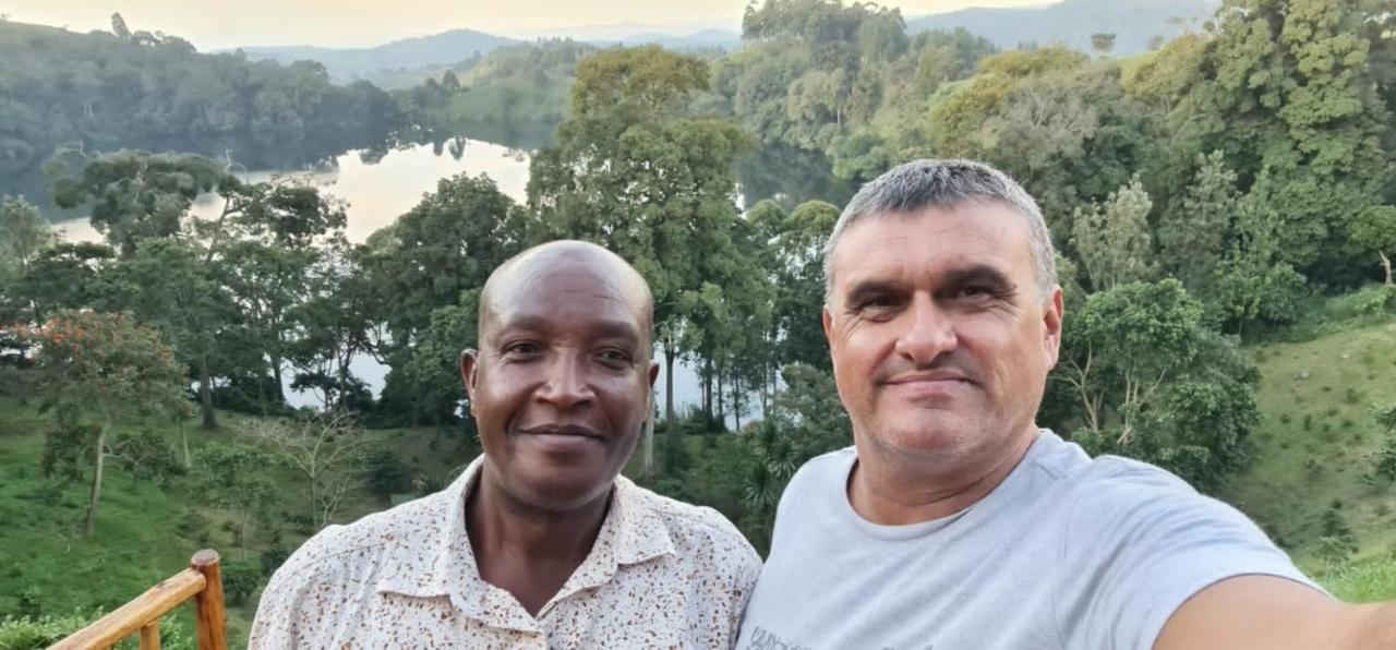 Lake Nyamirima cottages Fort Portal Esterno foto