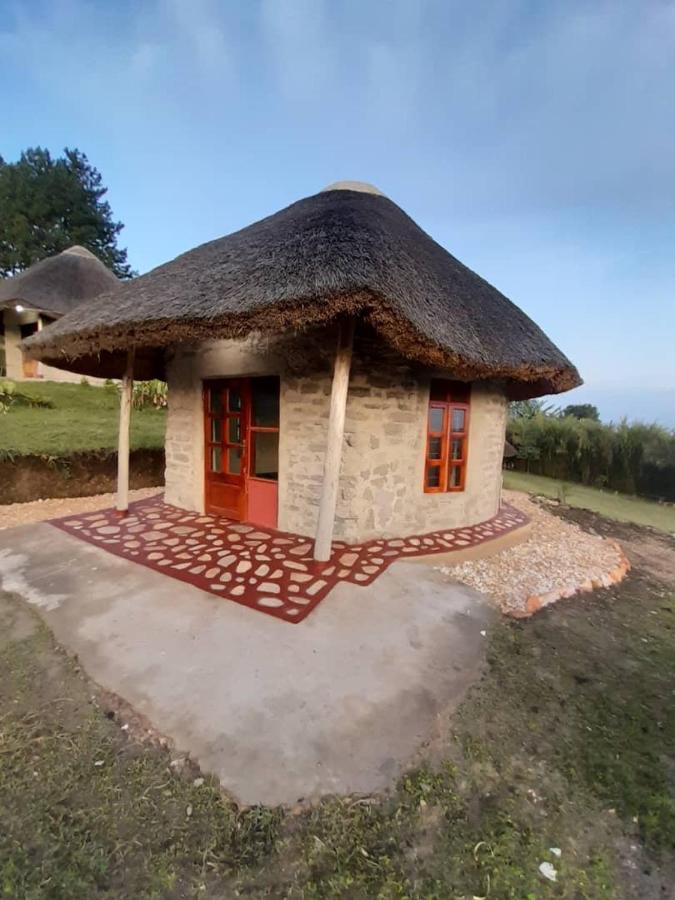 Lake Nyamirima cottages Fort Portal Esterno foto